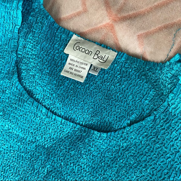 Lovely blazer & tank set - Picture 5 of 5